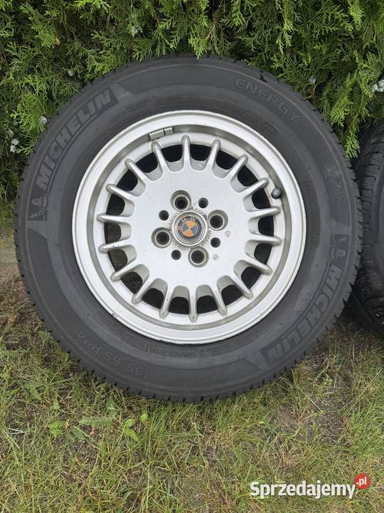 Alu felgi z oponami do bmw e30