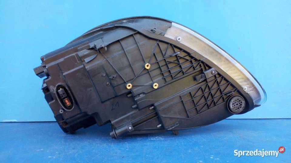 LAMPA PRAWY PRZÓD EU PORSCHE CAYENNE 7P5 osobowe wielkopolskie Nowy Tomyśl