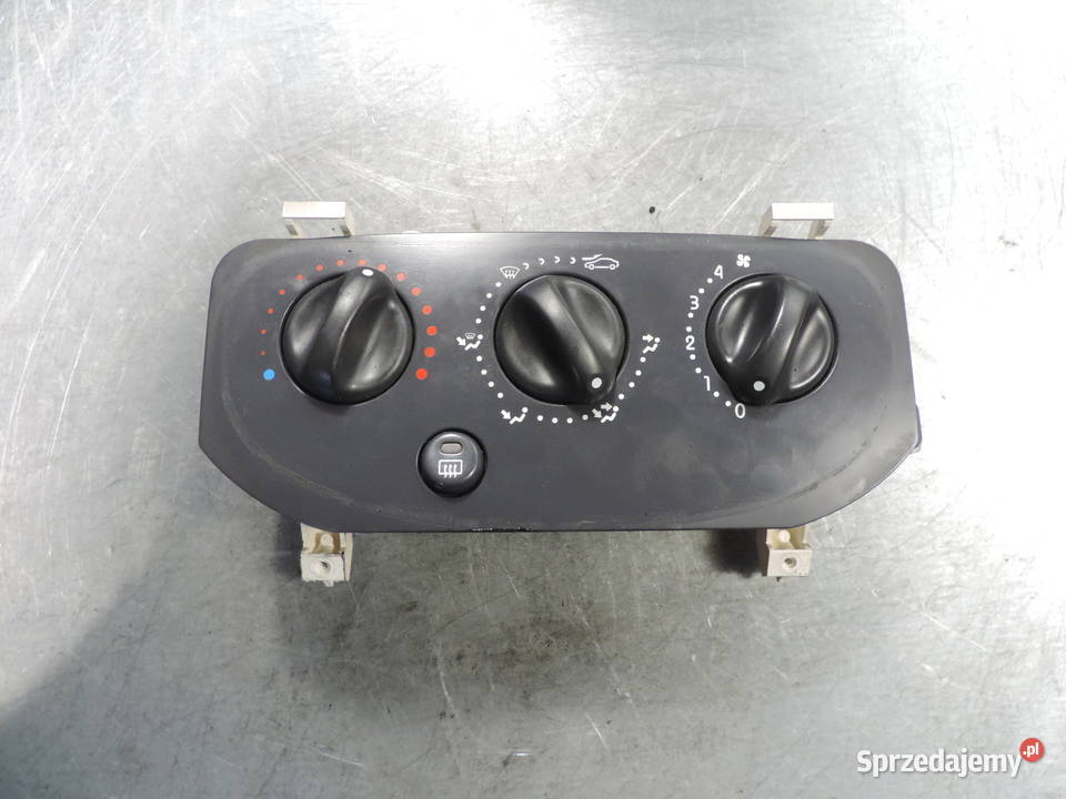 PANEL NAWIEWU RENAULT CLIO 2 Rok produkcji 1999 Nowy Sącz