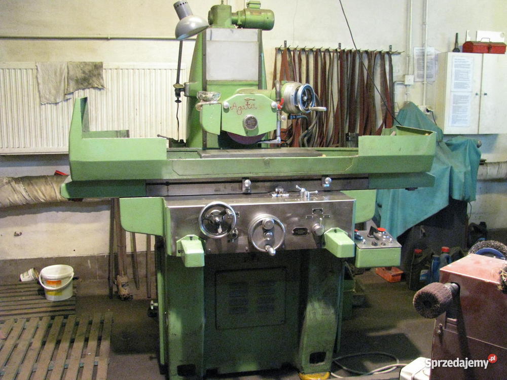 szlifierkę do płaszczyzn typ 3G71 Dziekanów Leśny