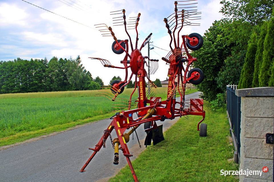 Zgrabiarka dwukaruzelowa Niemeyer 620 LELY Gorzkowice