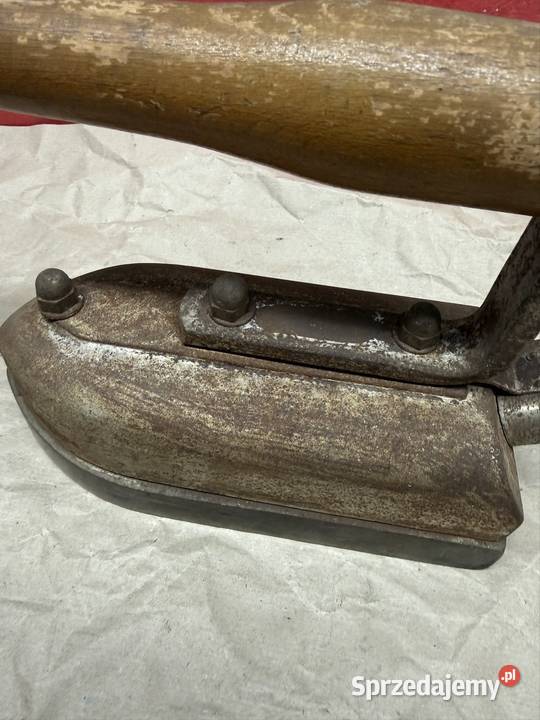 Stare zabytkowe żelazko Gidle