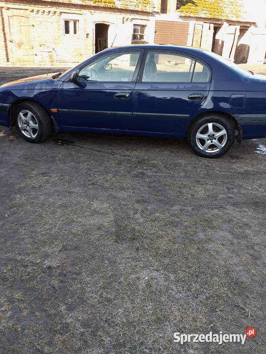 Samochód osobowy Toyota Avensis Jastrzębniki sprzedam
