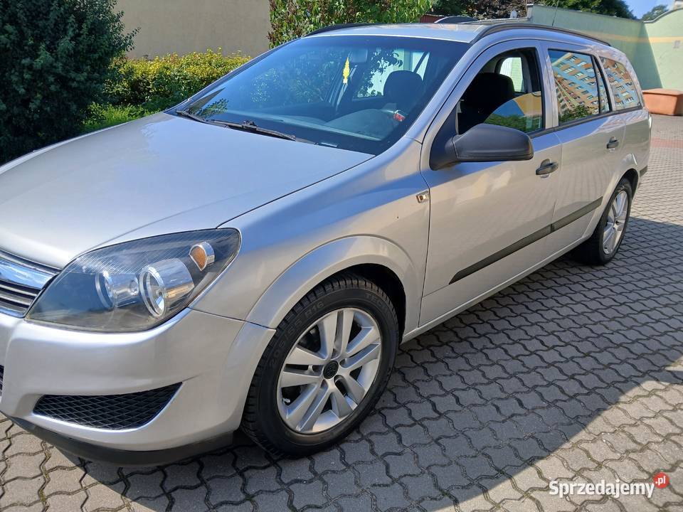 Opel astra 2009r 14 na lancuszku z gazem Bydgoszcz