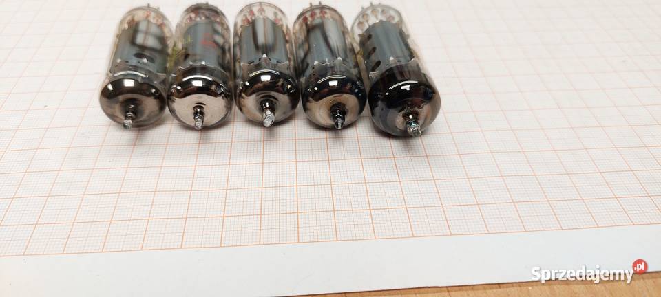 Lampa ECH81 4 A855 śląskie Czechowice-Dziedzice