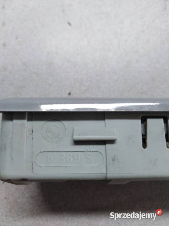 Lampka oświetlenia kabiny przednia bmw e39