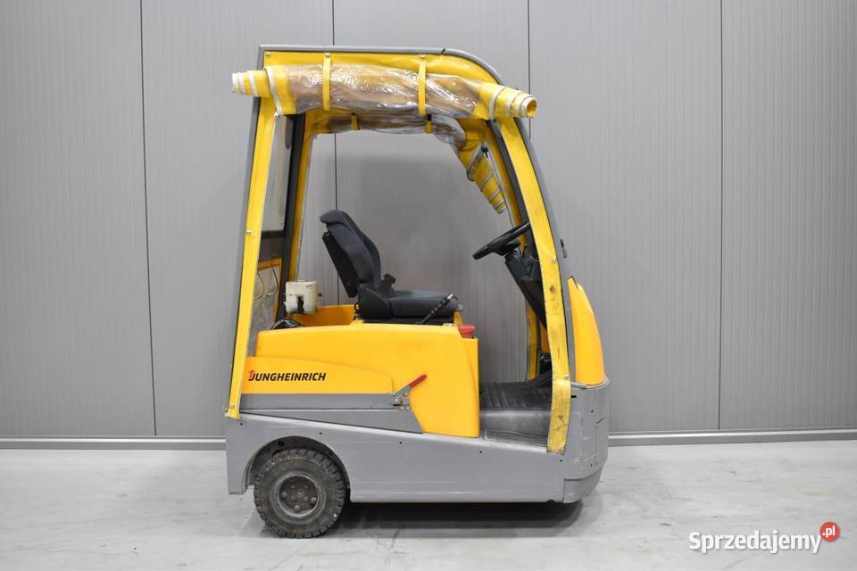 Ciągnik JUNGHEINRICH EZS 570 Czechy