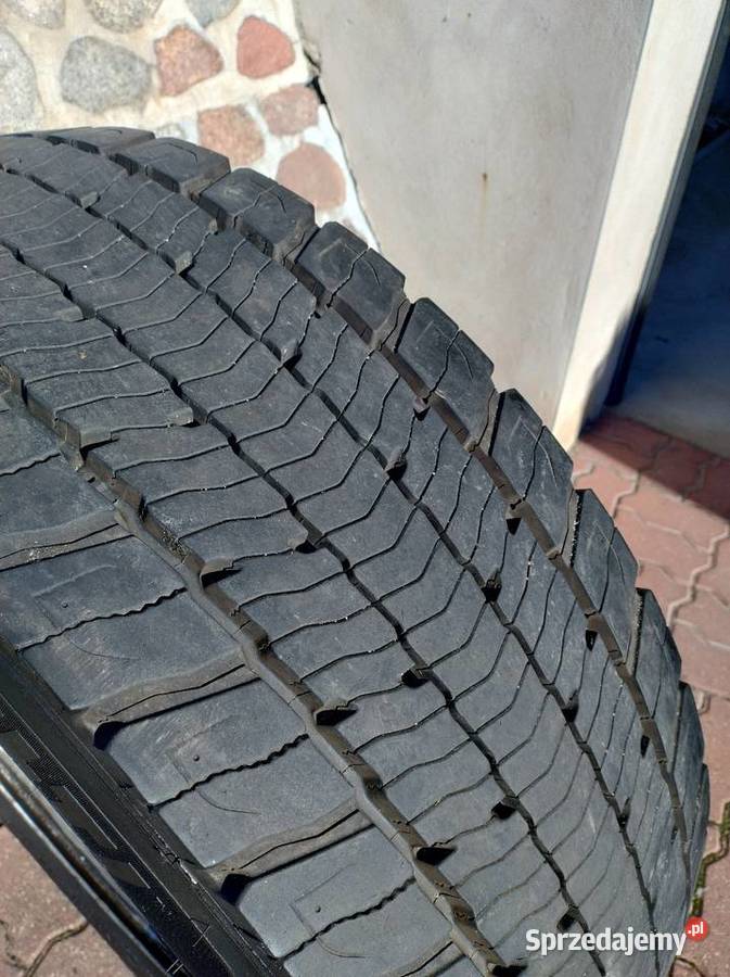 Opona 31570R225 Michelin X Multi ENERGY sprzedam