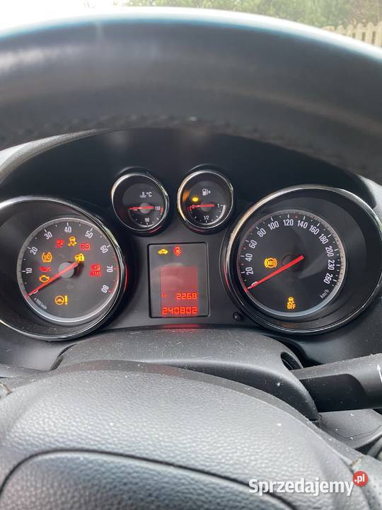 Opel ASTRA J 2010 benzgaz 10 lat w Rodzinie Widzówek