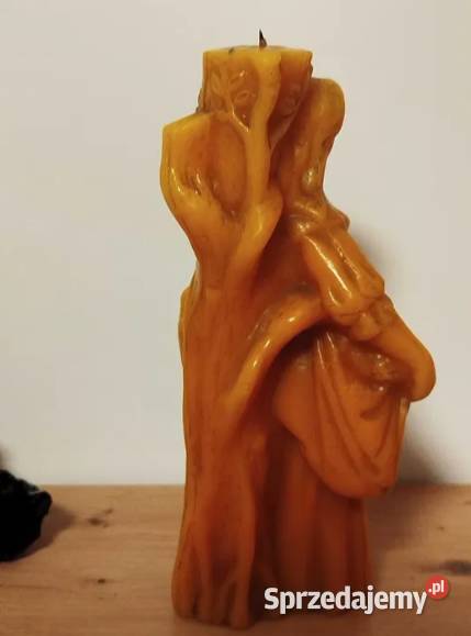 Stara świeca figuralna