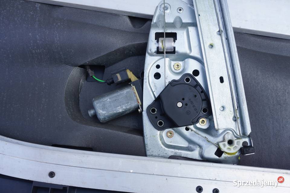 STELAŻ DRZWI PRAWYCH SMART I 450 FORTWO Nowy Tomyśl