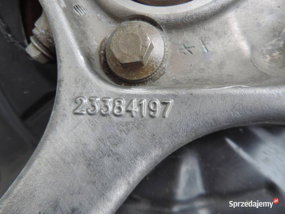 OPEL INSIGNIA B MCPHERSON ZWROTNICA LEWA