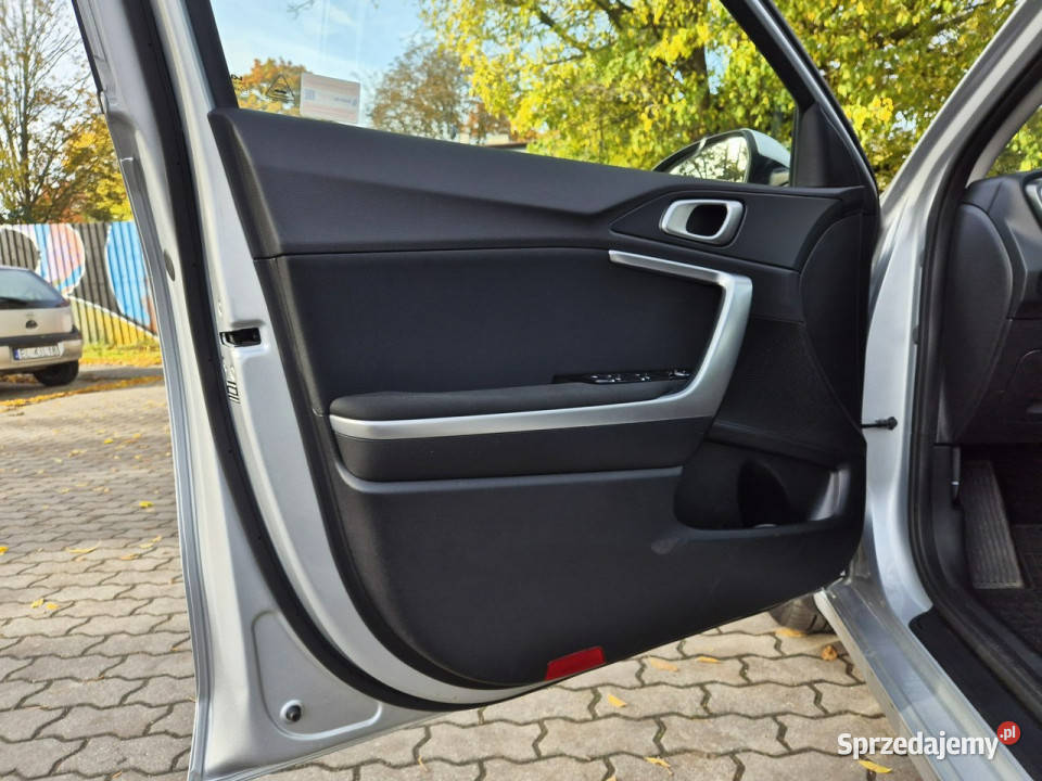 Kia Nowy Ceed 15 TGDI 160 7DCT Wersja M gniazdo AUX Łódź