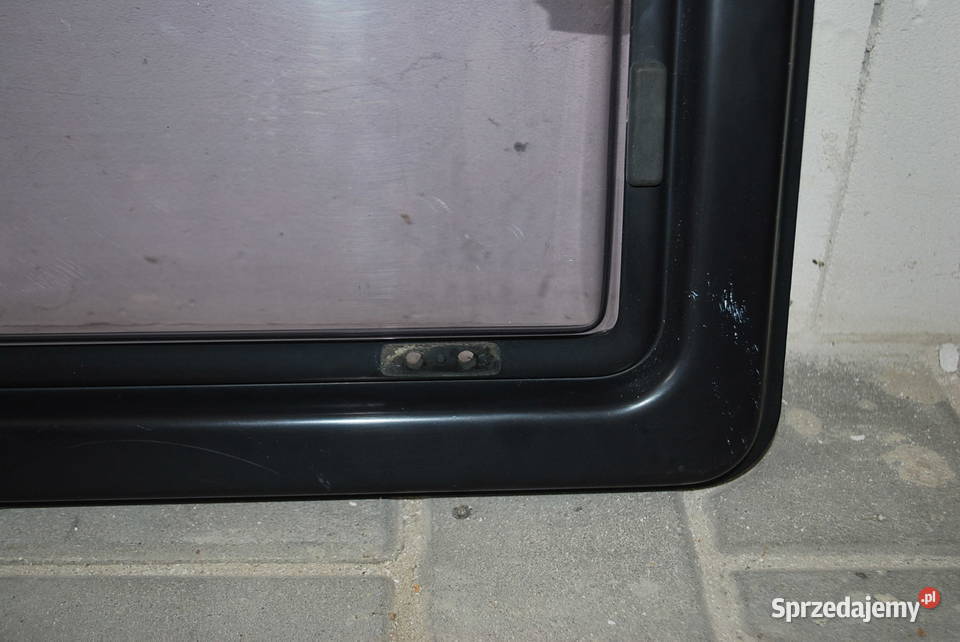 SZYBAOKNO DO PRZYCZEPYKAMPERA HOBBY 835x43 Grzebowilk