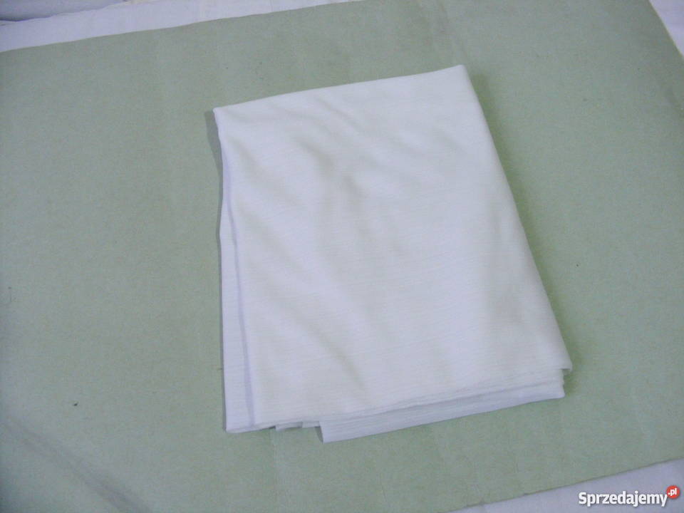 Materiał biały cienki w paski  89 cm x 128 cm