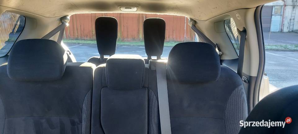 Mitsubishi Outlander 20 DID 140 7 osób Intense kupiony w polskim salonie Gdańsk