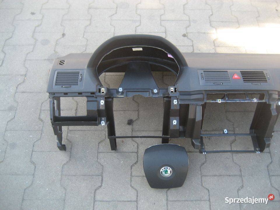 skoda fabia 1 i lift 0407r deska rozdzielcza wielkopolskie Rakoniewice