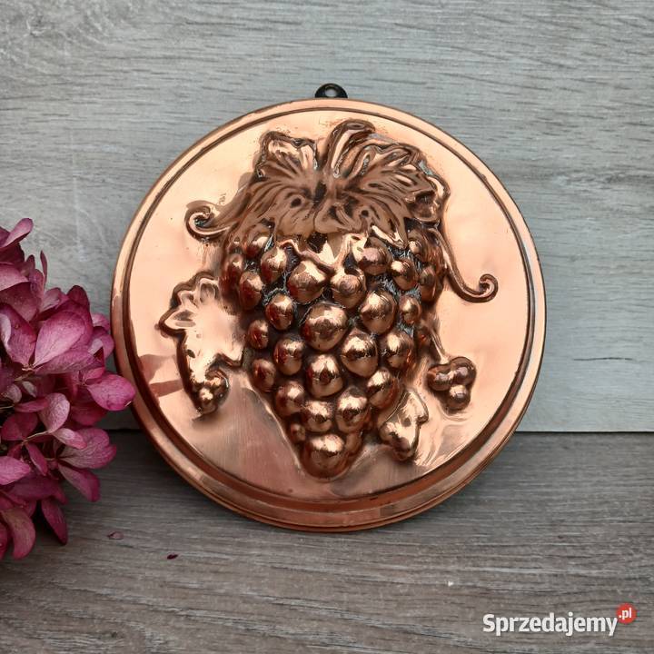 Miedziana okrągła forma kuchenna motyw kiści Warszawa