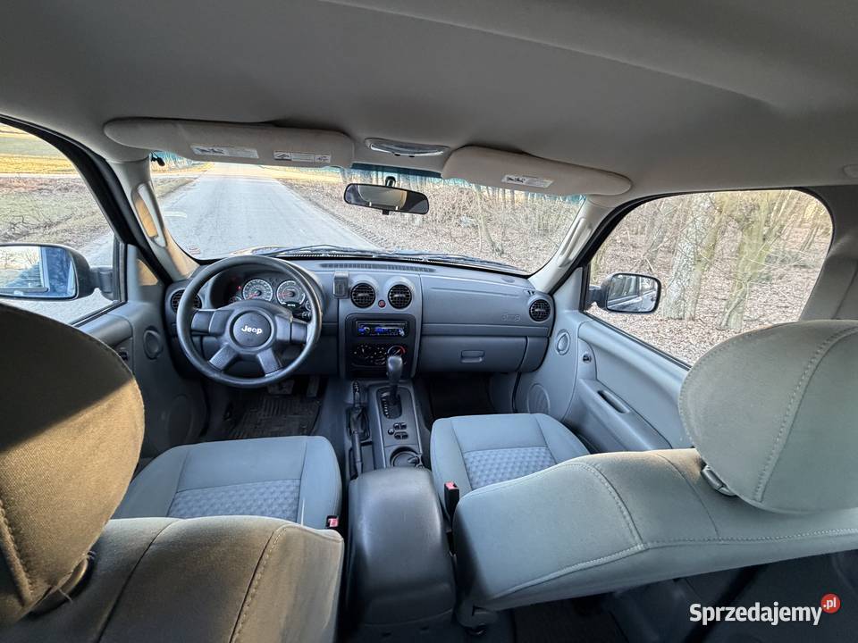 Jeep Cherokee KJ 37 v6 Full Time