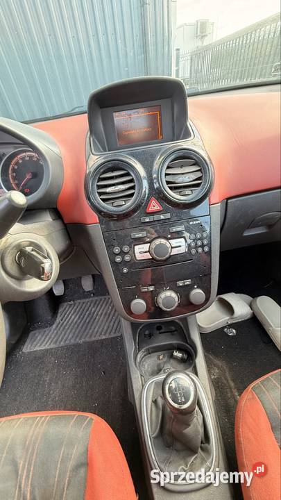 Opel Corsa D 14 benz Klimael szyby Świecie sprzedam