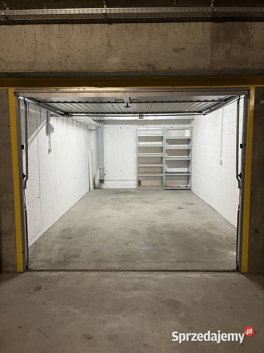 Sprzedam garaż 21m2 Aleja Jana Pawła II 59E Białystok