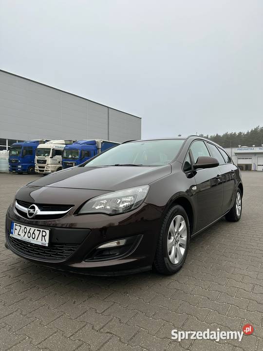 Opel Astra J Lift 14 GAZLPG światła do jazdy dziennej