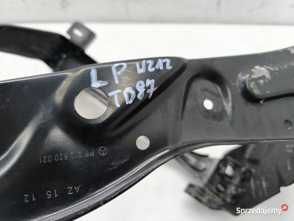 OKULAR MOCOWANIE LAMPY LEWY MERCEDES EKLASA W212 osobowe Wzmocnienia, belki i wsporniki wielkopolskie sprzedam