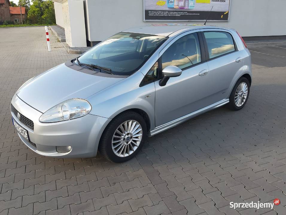 Fiat Grande Punto Dynamic 5D 14 95 2007 lakier metallic Zawiercie sprzedam
