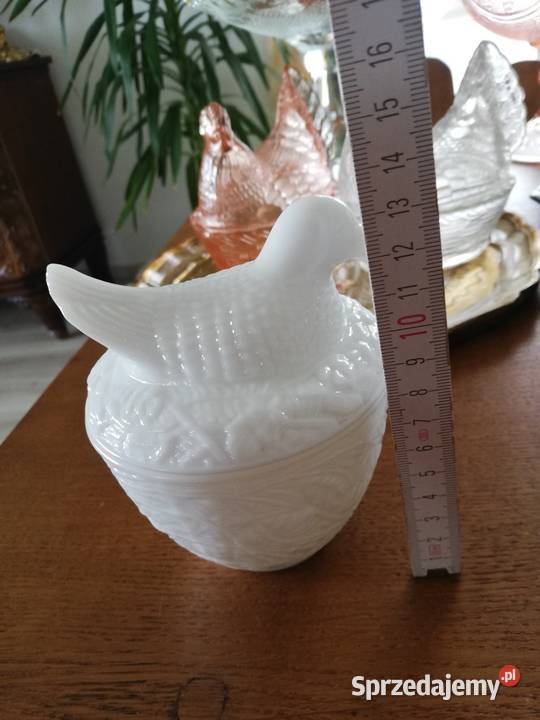 Bombonierka szklany biały ptaszek Porcelana i szkło Gorlice