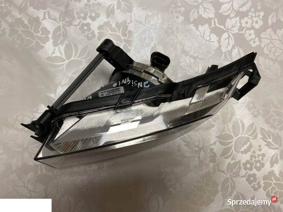 OPEL INSIGNIA HALOGEN PRAWY 66258853 Kozubszczyzna