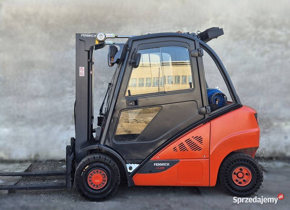 Wózek widłowy Linde H25 TRIPLEX wolny skok Rybnik