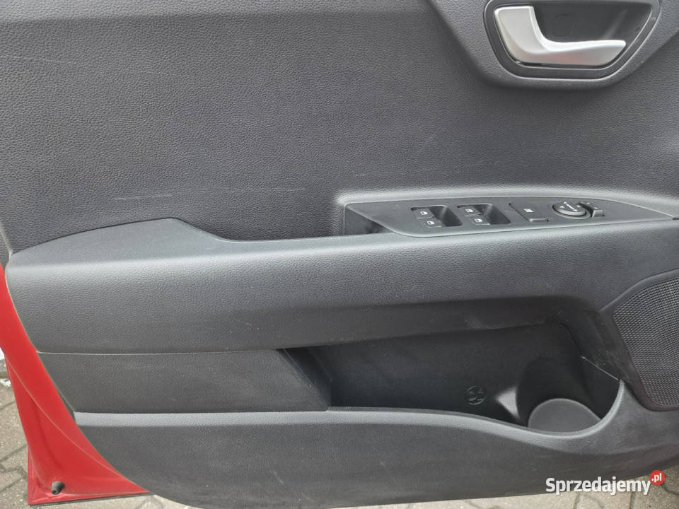 Kia Stonic 12 84 Salon Wersja MSMT VatMarża światła do jazdy dziennej Bełchatów