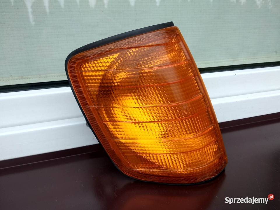 Mercedes W124 kierunkowskaz kierunek migacz osobowe Sieradz