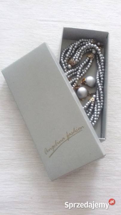 Komplet biżuterii perłowej