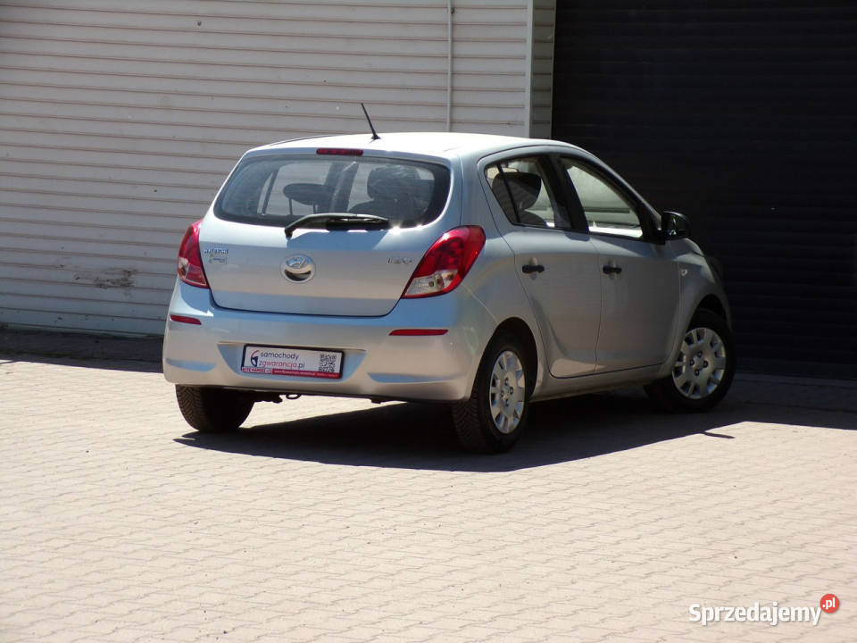 Hyundai i20 Klimatyzacja Gwarancja 12 86 2014R I lakier metallic Mikołów sprzedam