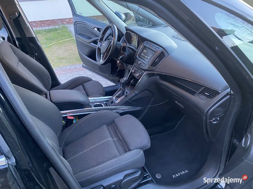 Opel Zafira C Rok produkcji 2017 Sobolew