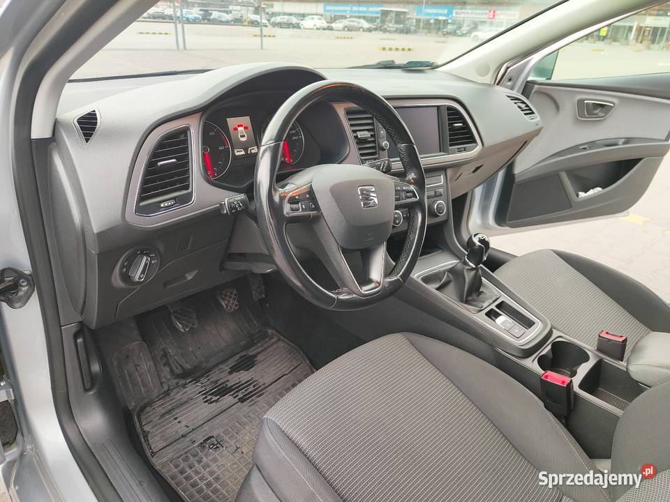 Sprzedam Seat Leon FULL LEDk kl aluminiowe felgi
