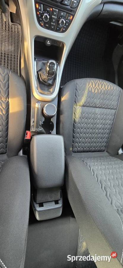 LIFT Grzana Kierownica Fotele Klimatronik Raty Rok produkcji 2013 Andrespol