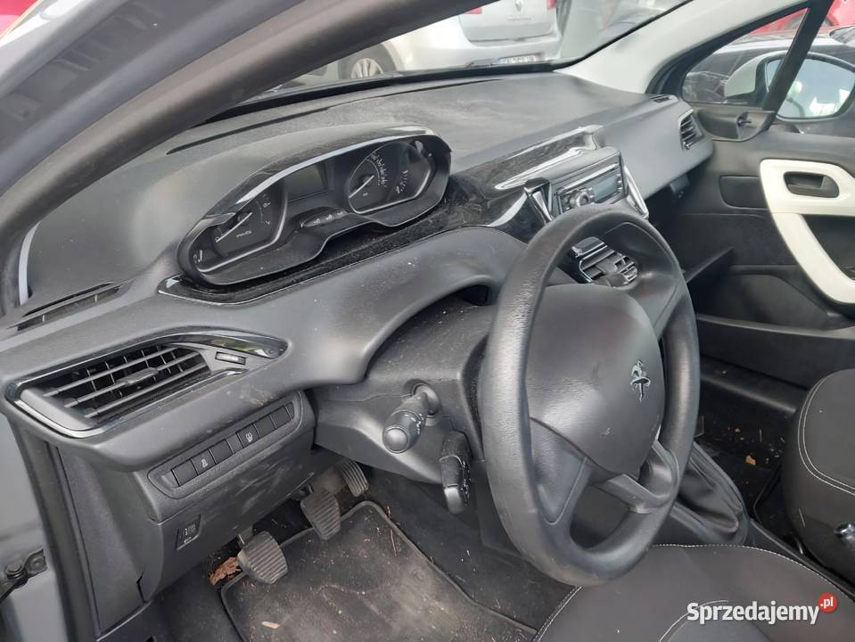 PEUGEOT 208 2 12 PURETECH 68 ch Gubin