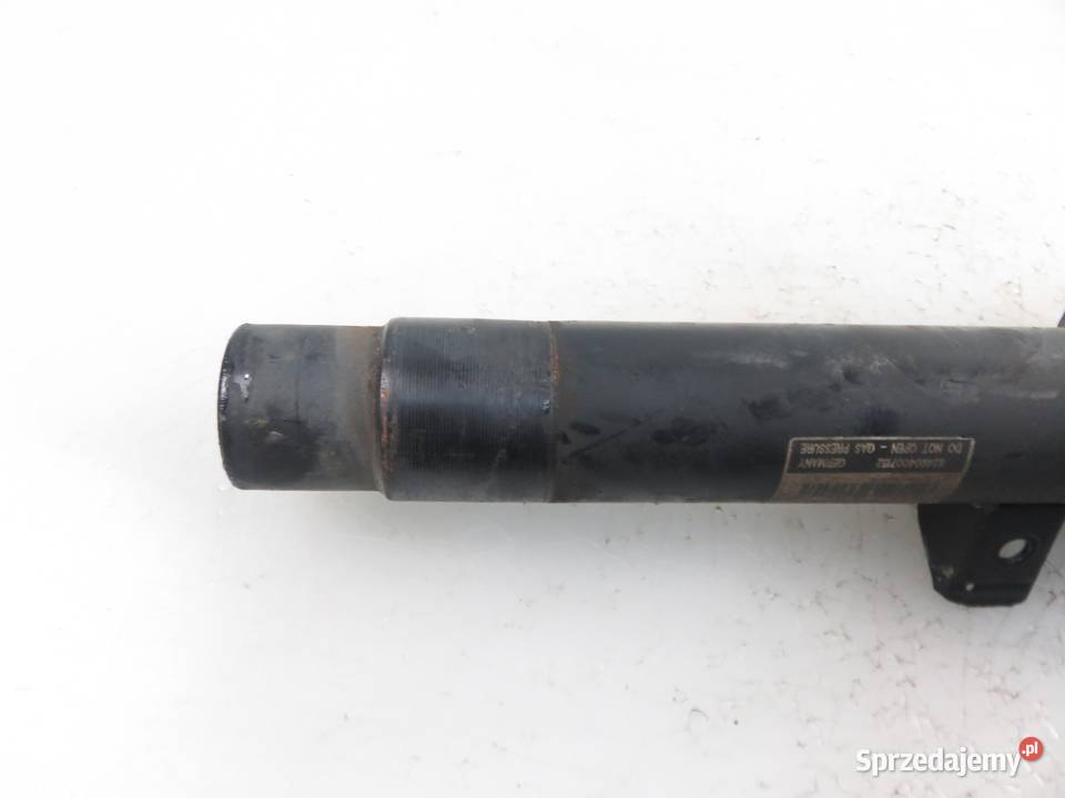 MCPERSON PRAWY PRZEDNI BMW X1 E84 xDrive 20 i Amortyzatory