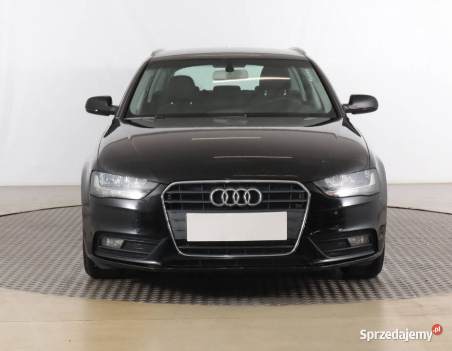 Audi A4 20 TDI nieuszkodzony Piaseczno