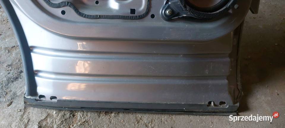 drzwi Mercedes Benz klasa A170 tylne drzwi lewe Wiązów