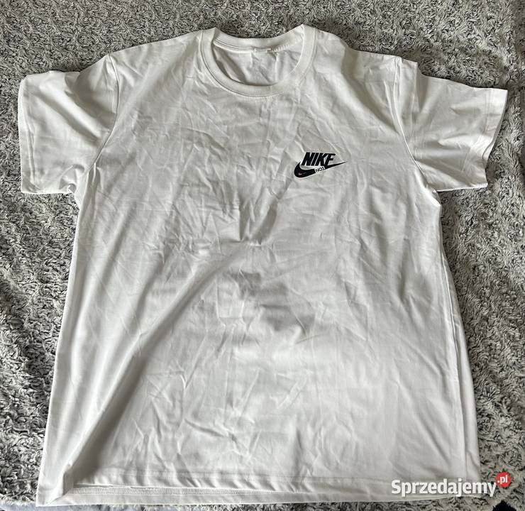 Koszulka tshirt biała NIKE nowa nie używana 100 Szczecin