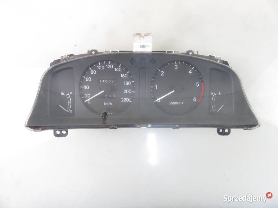 LICZNIK TOYOTA COROLLA VIII E11 20 D4D