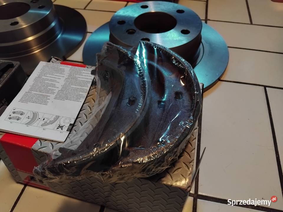 BMW e36 Nowy zestaw na tył Tarcze Klocki Szczęki osobowe Ostroróg