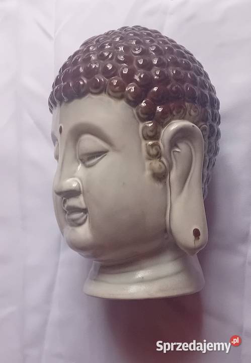 Ceramiczna naturalnej wielkości głowa Buddy
