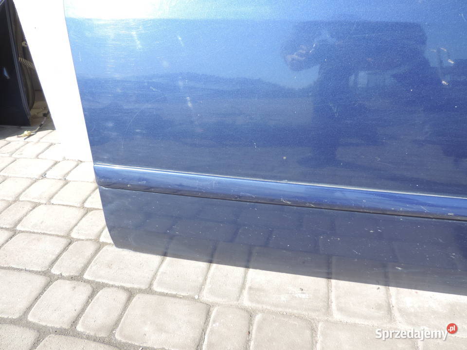 DRZWI PRAWY PRZÓD PRZEDNIE SUZUKI LIANA HB Z2U Rok produkcji 2004 Nowy Sącz