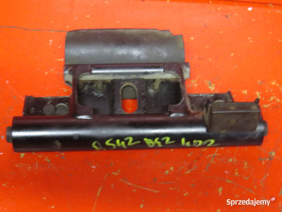 SUZUKI BURGMAN K7 200 150 125 sanki mocowanie