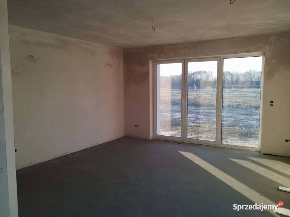 Dom w stanie deweloperskim świętokrzyskie Staszów