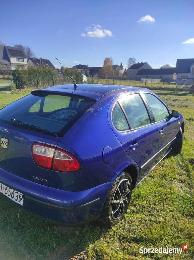 SEAT LEON 18 BENZYNA 2000r Rok produkcji 2000 Piekoszów